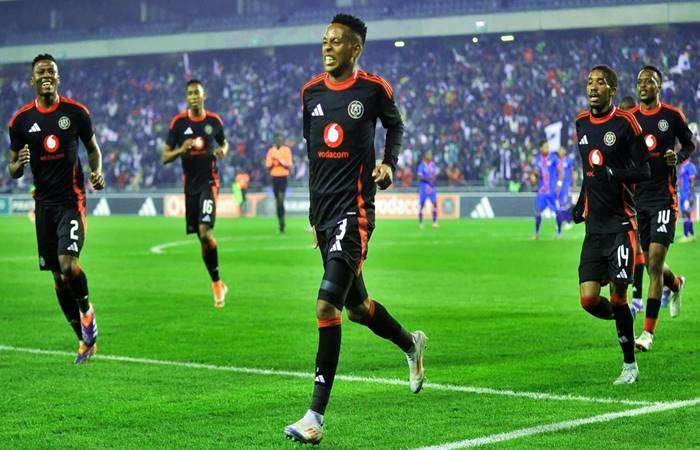 Why Orlando Pirates Star Relebohile Mofokeng Must Think Twice About His Next Move